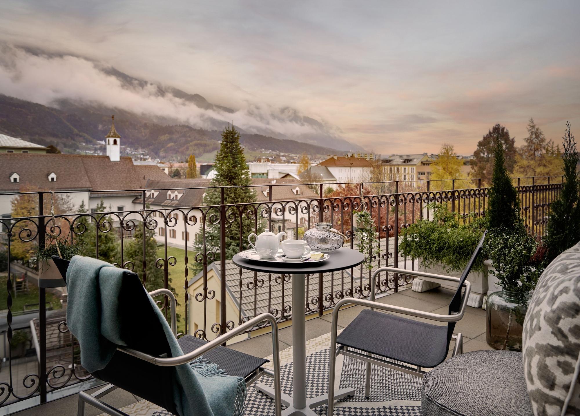 Hotel Schwarzer Adler Innsbruck Exterior photo