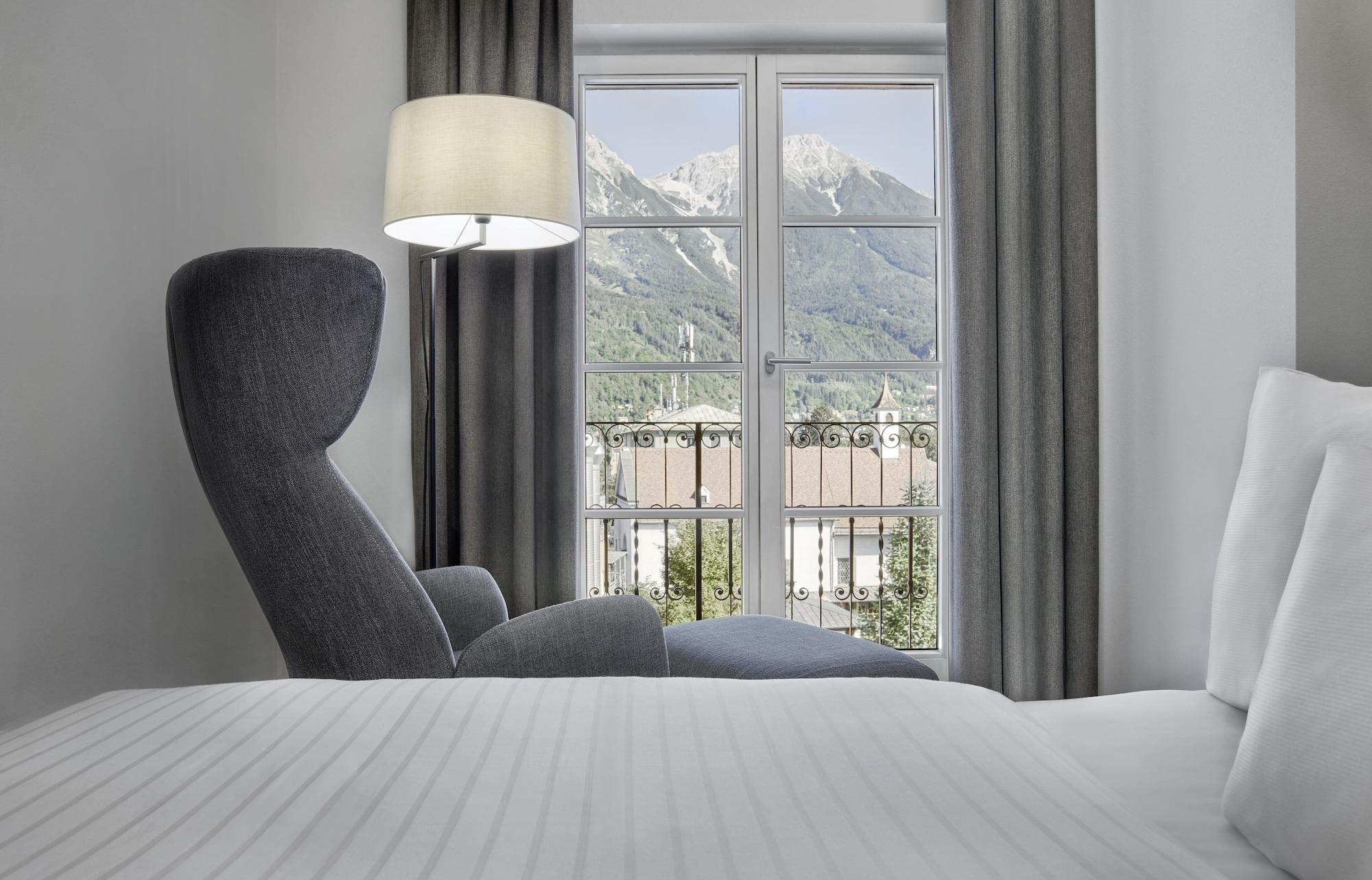 Hotel Schwarzer Adler Innsbruck Exterior photo